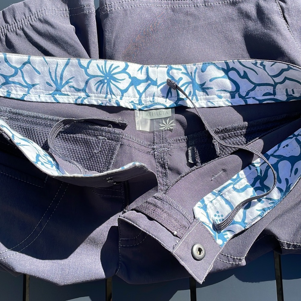 Athleta Dipper Hiking Shorts - Picture 9 of 11